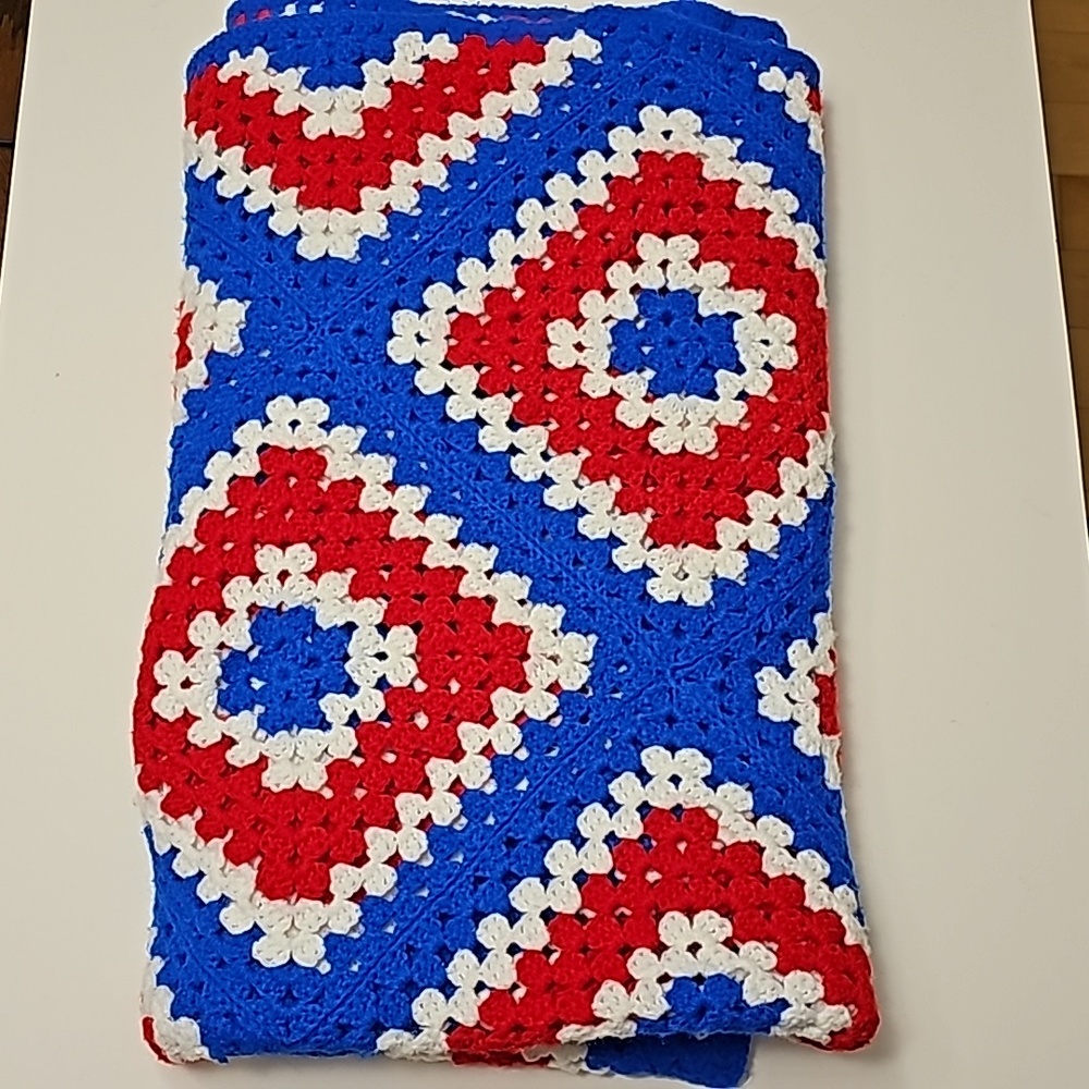 Vintage Retro Handmade Crochet Knit Red White Blue USA 4th of July Blanket